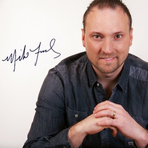 International Best-Selling #Author, International #Speaker and #Coach
