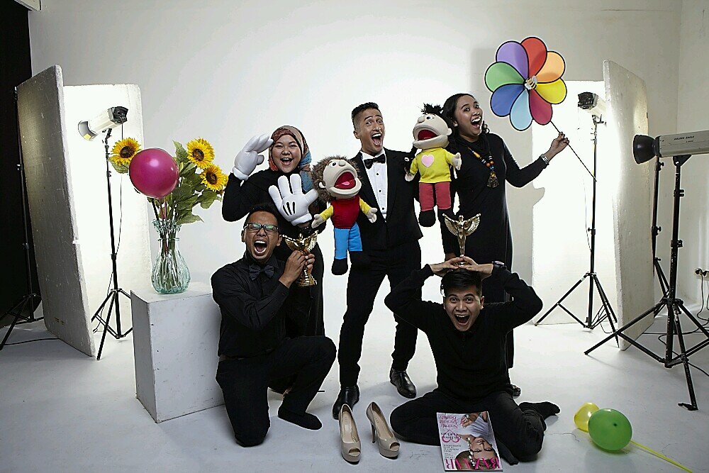 Irfan Hakim Management
@irfanhakim | @AstridTiar | @JENNarnelita | @sakinahlandy
All divine things home, from interior design to admirable architecture.
