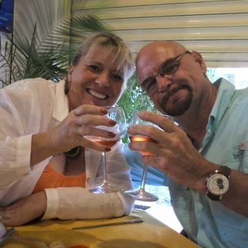 Frkshnwa's profile picture. Retired and living in Mexico