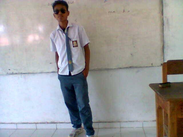 Inilah Gua.
Happy and Cool