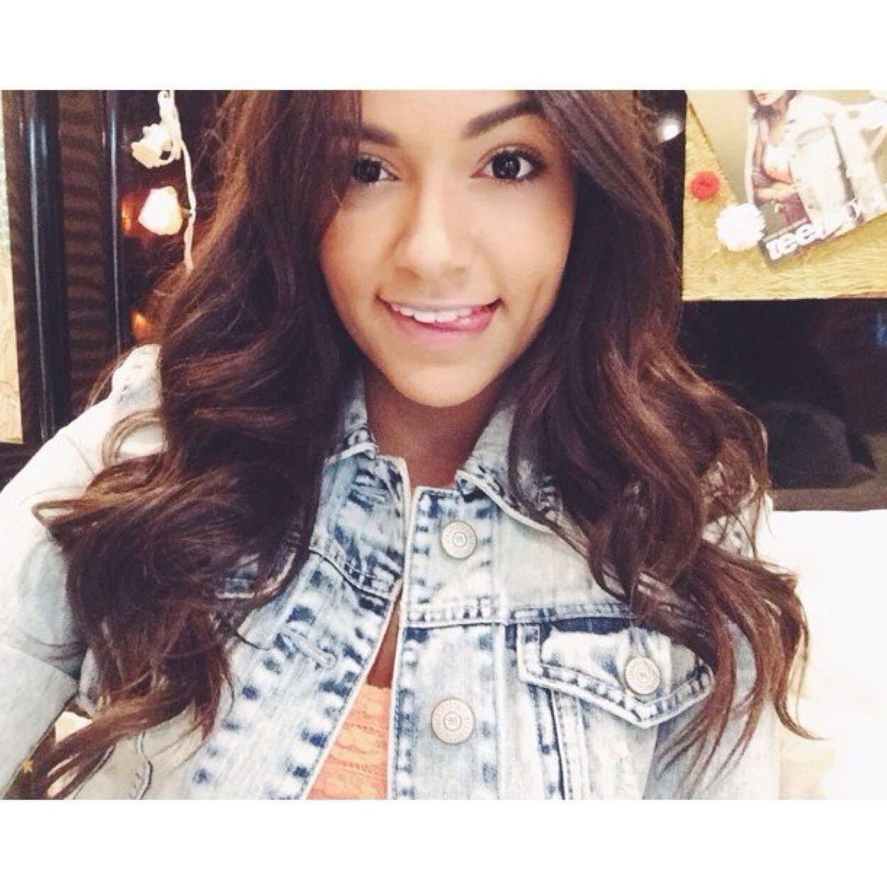 Hi I'm Bethany but you can call me Beth. I'm 18 years old. I come from L.A. but now I live in Florida. xx
