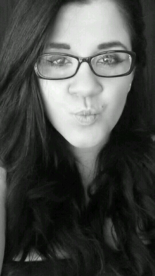 a Girl who loves & enjoy her life ♥ love.trust.respect. ♥ #faberdrive #simpleplan #greenday #hedley #jimkroft