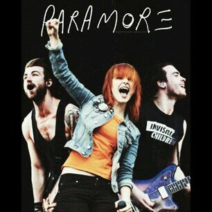 I love Paramore so much!!