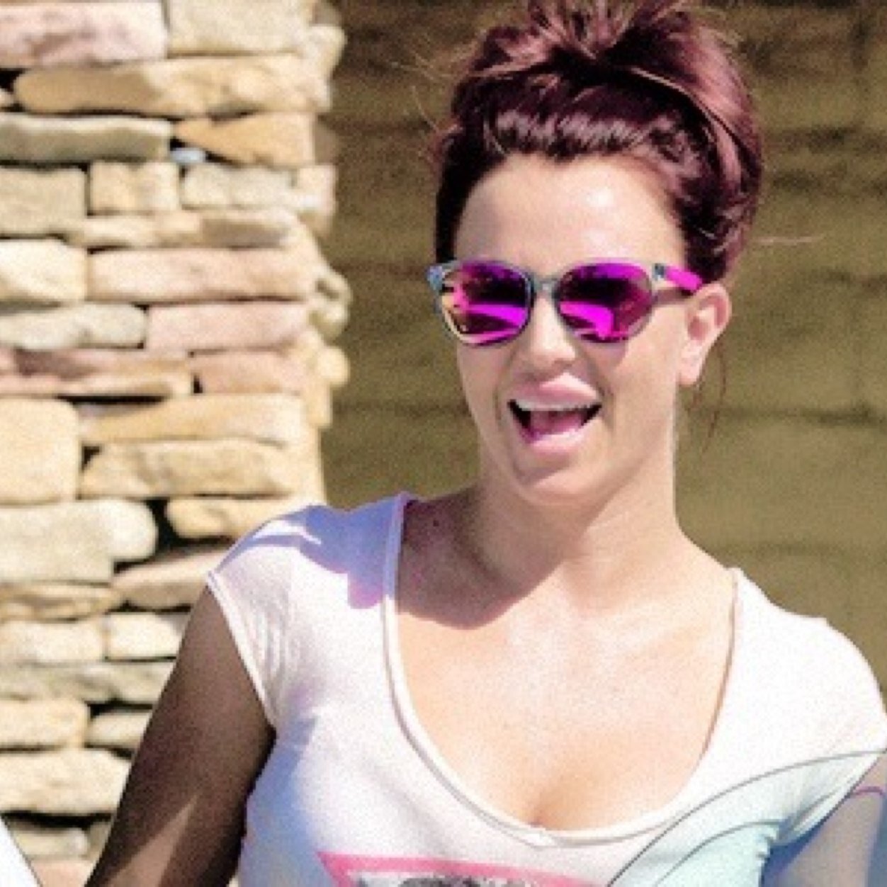 Pre-order Britney's new album #BritneyJean now: http://t.co/jZno8jjmox