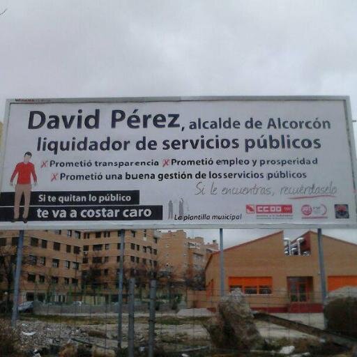 Curioso, generoso, sensible, disponible, amante de las zonas verdes... etc. ;-)