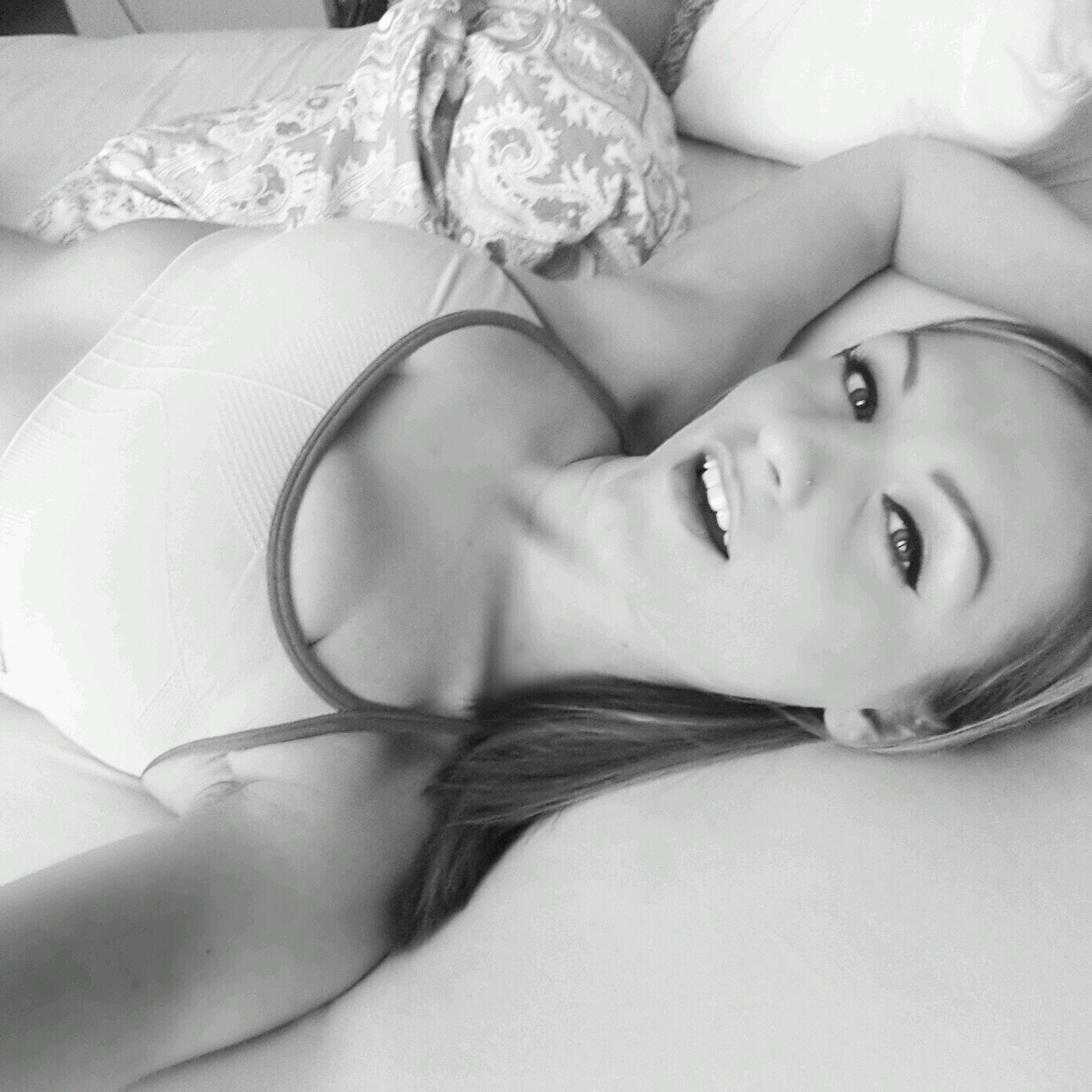 Cam Model, Yogi, PS4, Pothead http://t.co/NGuiklocVe
