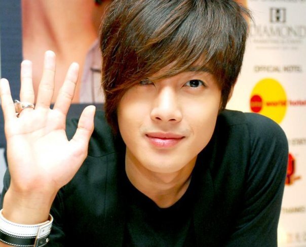 fans de kim hyun joong en chile