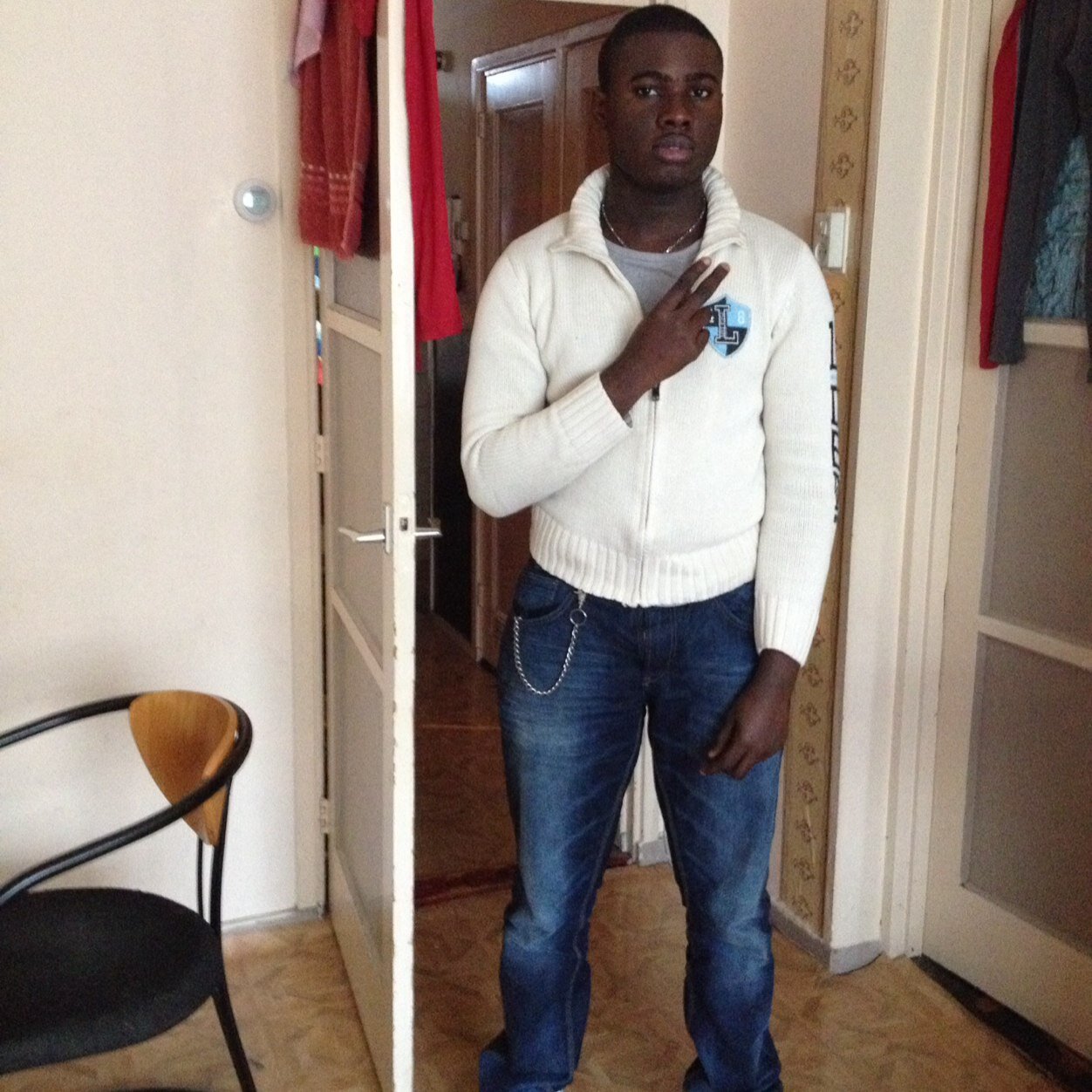 Whatsapp:0613558209