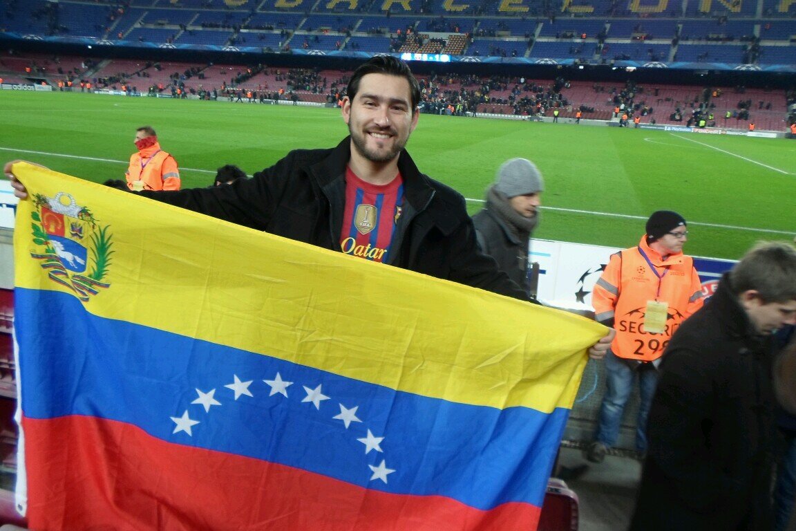 Fanático de: La tecnología, los Viajes, los NY Yankees, Leones del Caracas, Culé❤️ AntiMadridista. Odio los errores ortográficos