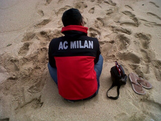 kalah - menang N scudetto ato tidak scudetto, saya tetap MILANISTI... #forza3milan _ MILANISTI INDONESIA...