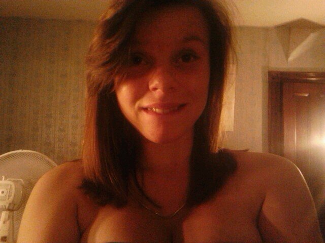 Lil_mama923's profile picture. Single Momma! Taken :)