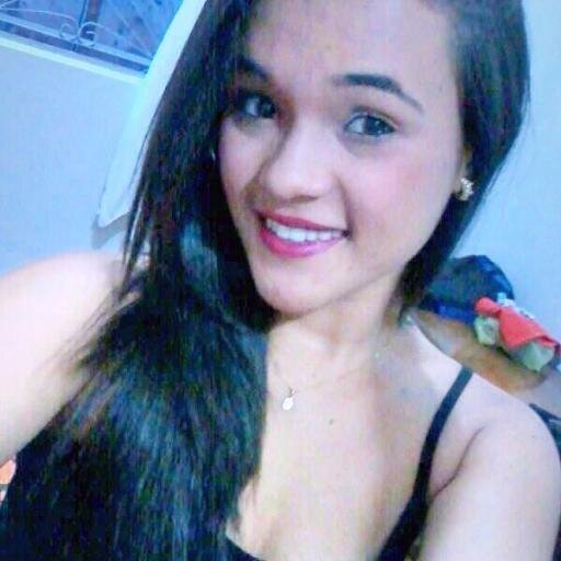 Sou como você me vê.
Posso ser leve como uma brisa ou forte como uma ventania,
depende de quando e como você me vê passar..