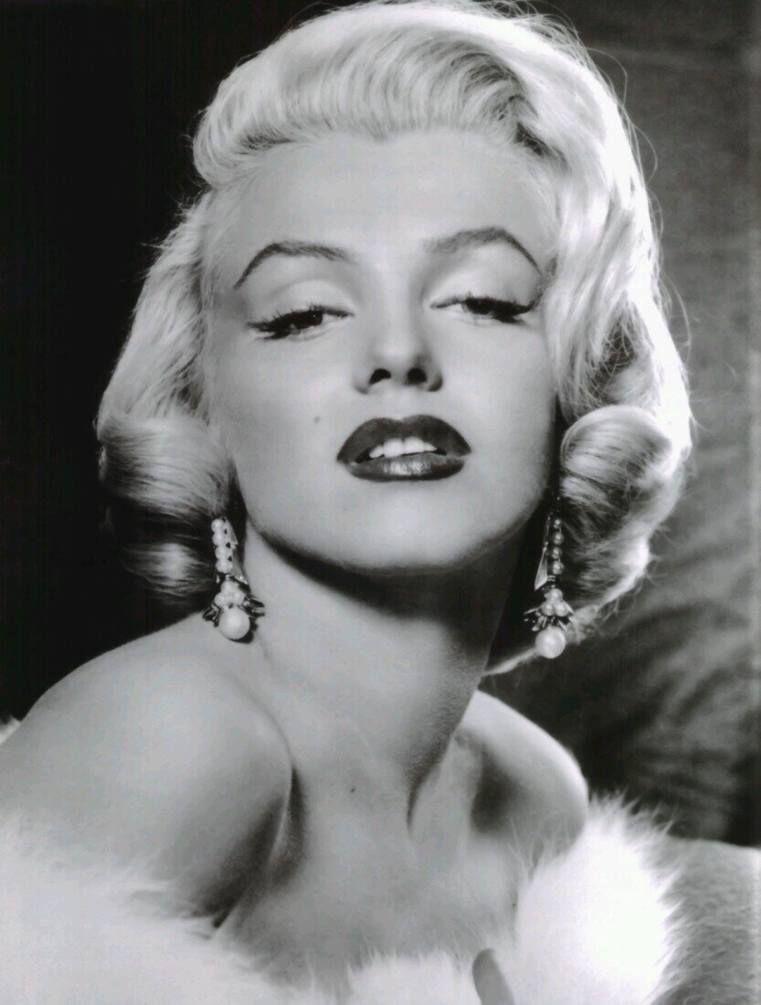 Fell like a diva, live your live with a lot of glamour