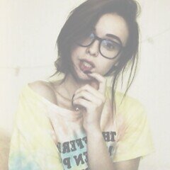 Acacia Clark \\ single // London \\ camera 115