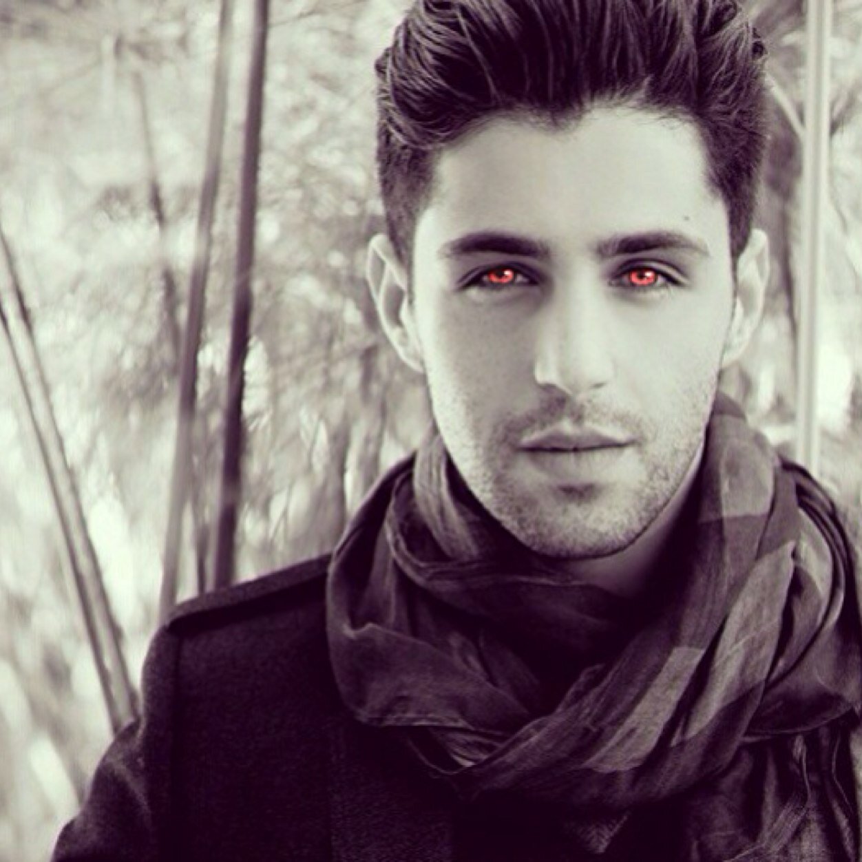 Just another vampire, but dont worry i dont bite.... Much #RP #Single