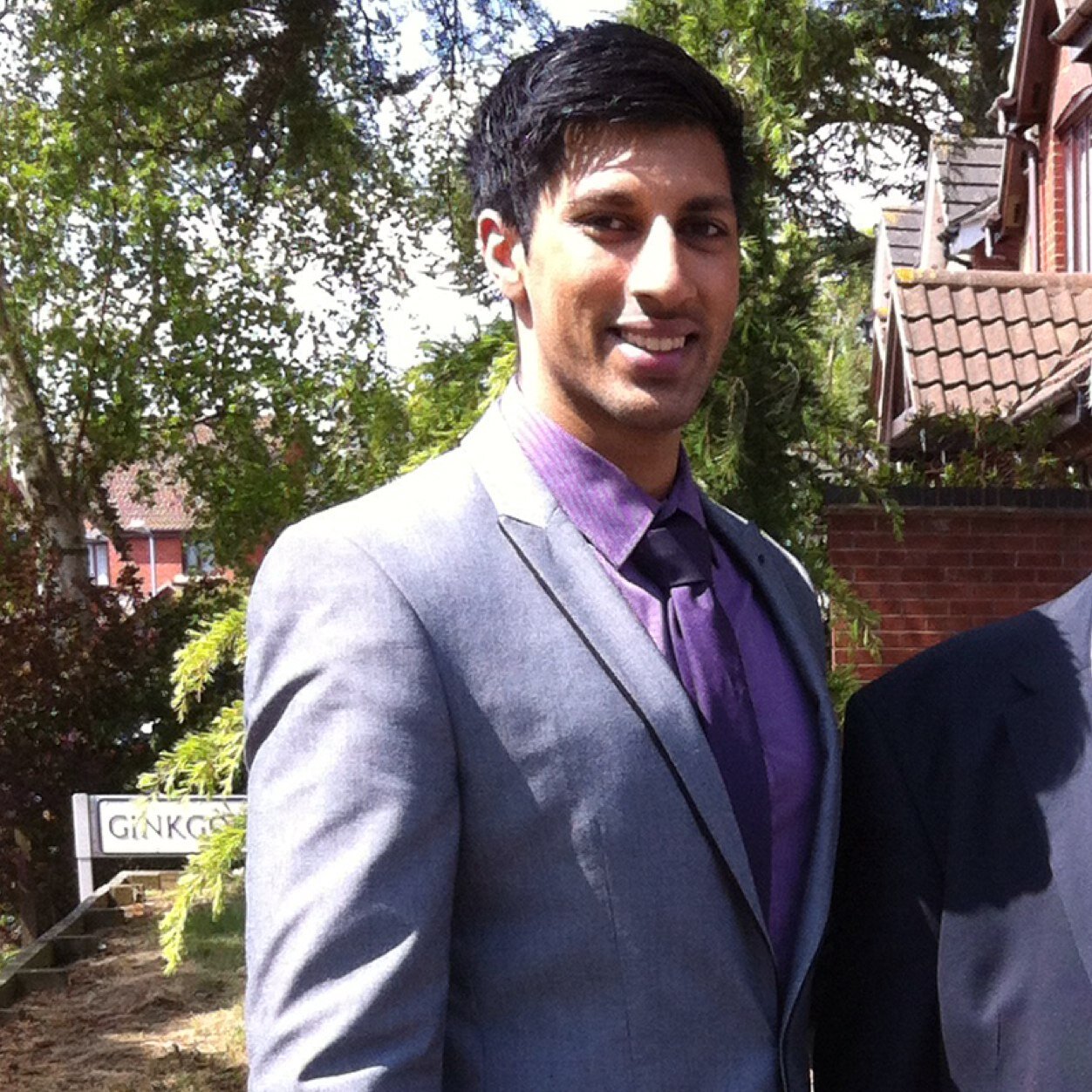 darshanetheara's profile picture. Blessed the world August 1990 - true 90's child! Self employed Physiotherapist. I used to be the FATTEST kid!! I'm a well spoken chap really! #YNWA