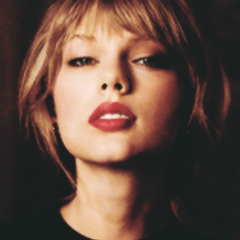 Don't follow me on here, follow me on @slaylorsperf if you like! Don't worry. I won't unfollow if you don't. ;)