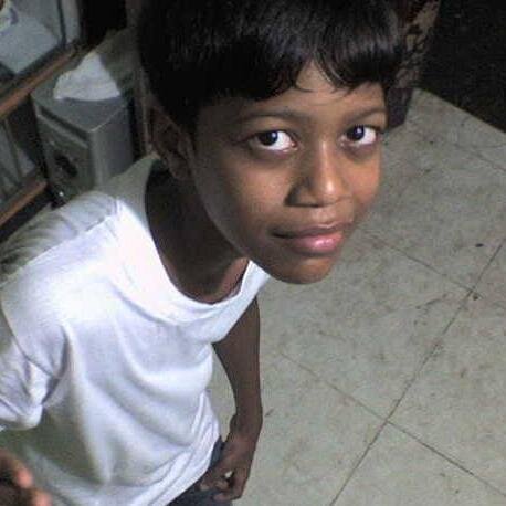 Breidol3's profile picture. Deme Antonio Banderaa Vivo En Una Casa