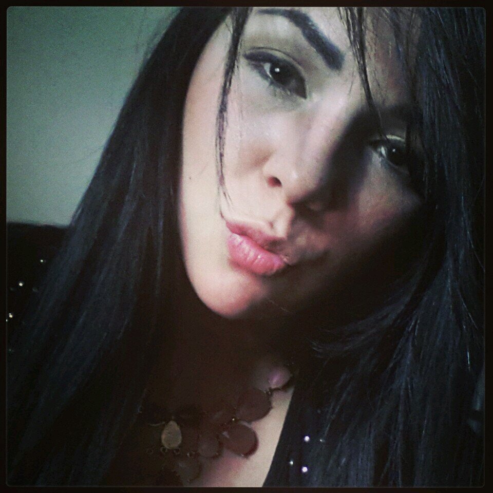 AndreaVirginiaI's profile picture. (mi twitter fue hackeado, siganme aqui a ver que tal) Modelo actriz.