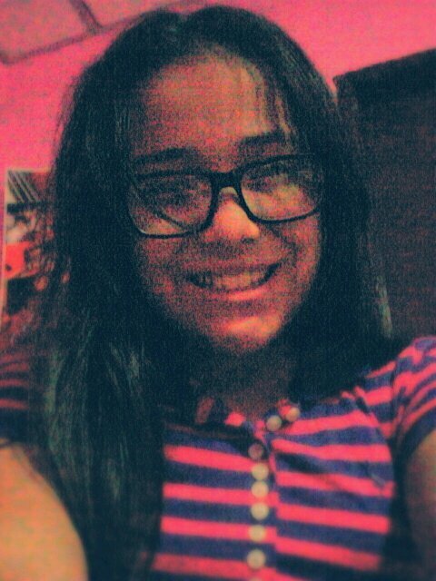 1000% directioner follow me a followback i love music , i love emblem3 and i love my cello
