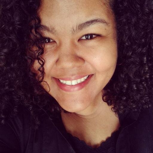 lilianlcs's profile picture. Em cada um de nós existem três pessoas: a que nós achamos que somos, a que os outros pensam que somos, e a que Deus sabe que somos. Leonard Rave