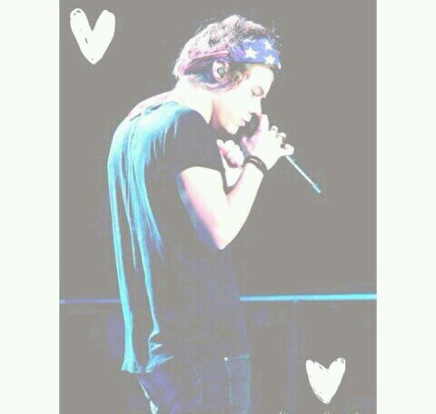 0/5 :( 0/4/Harold Black pants are so fuc**** perfect. -NO!-Jimmy prottested-/Louis Zayn Niall Liam and Harry❤❤❤
