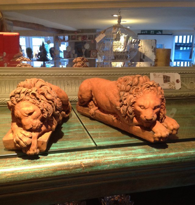 Home to a mix of Antique furniture, Gifts, Homeware, Fashion Accessories, Smellies & everything Beautiful for your inspiration....