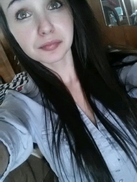 ashleyx353's profile picture. 