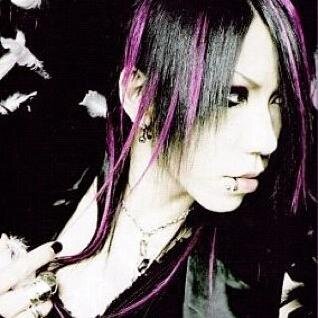 MyFlexibleAoi's profile picture. TASHIIちゃんです！よろしくお願いします！

Freelance Front-End Developer and Graphic Designer 

Contact for enquires:
tashiidesign@gmail.com ✨

K-pop acc: @SugaSannie