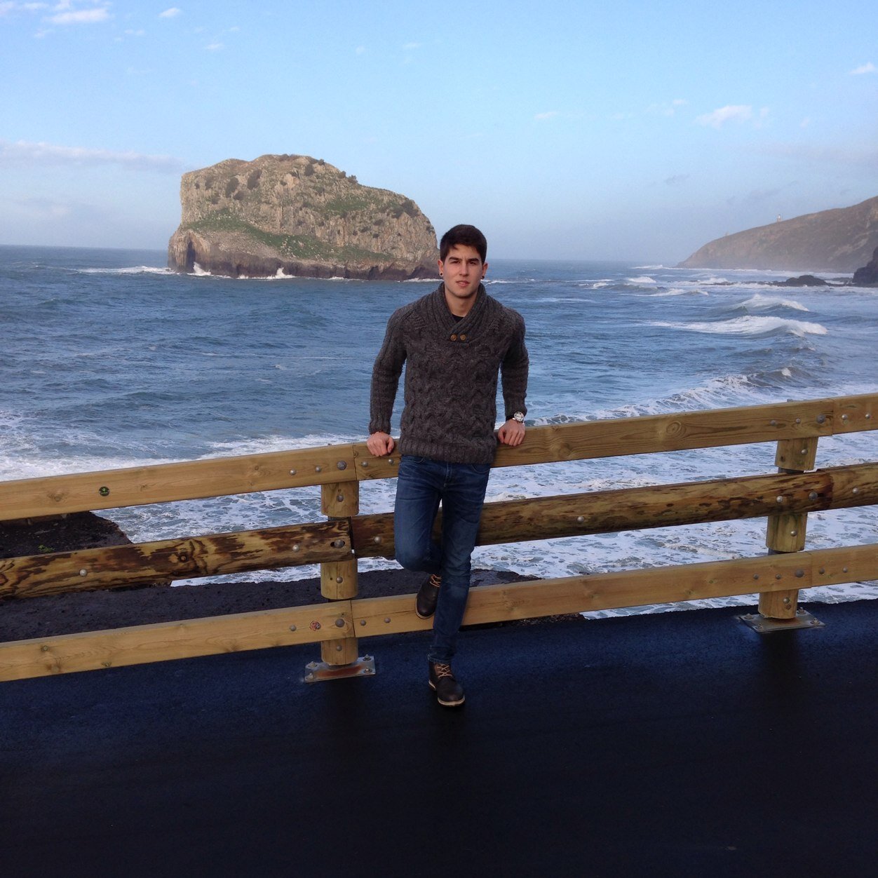 imanoltino's profile picture. 