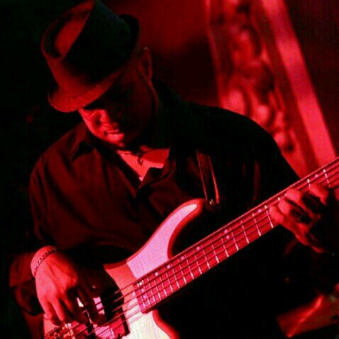 Founded 3rdscenario
,
Award-winning musical director/band-leader, bassist, trumpeter, vocalist, Jesus Freak, Dad, Lori's guy