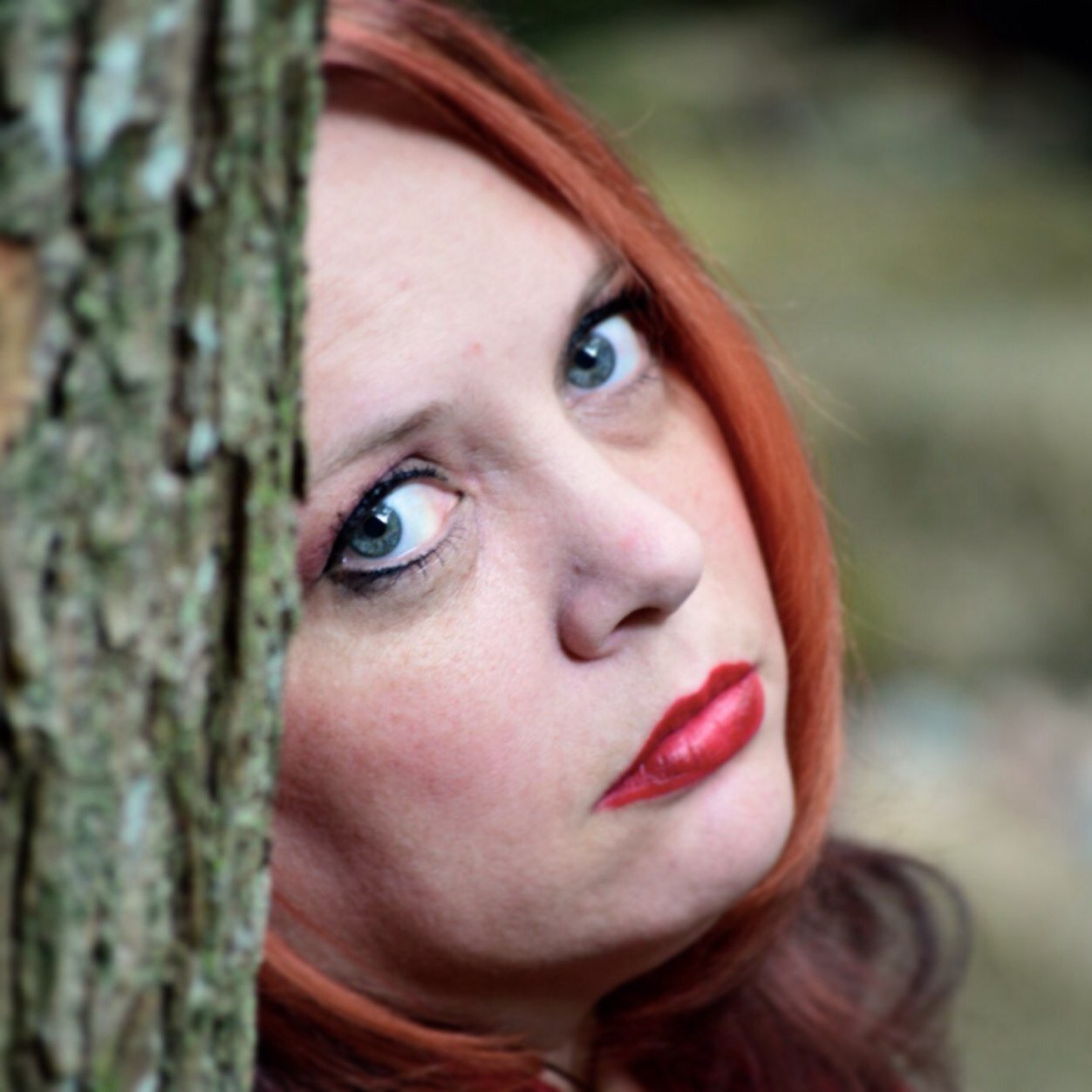Worship pastors wife. Mother of 3. Webdesigner. Coping with D.I.D