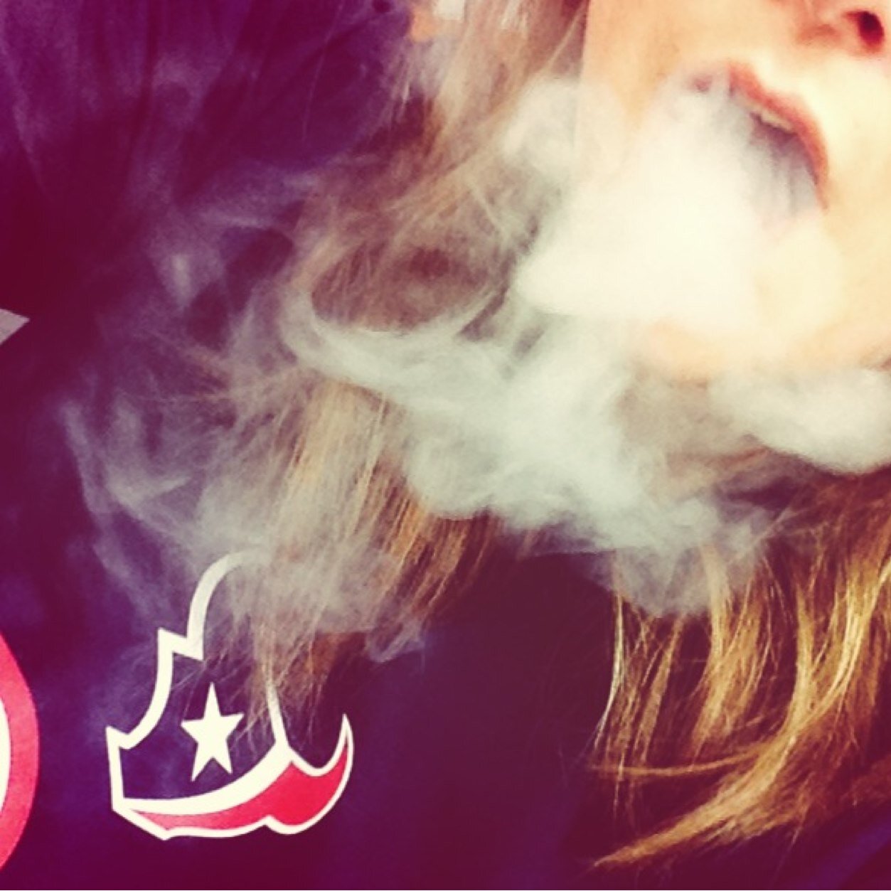 Heat my nail so I know its real.  #710 #GirlsWhoDab #DabFam #StonerNation #RecyclingDaily #CouplesWhoDab #StonerMom  ✒️♻️