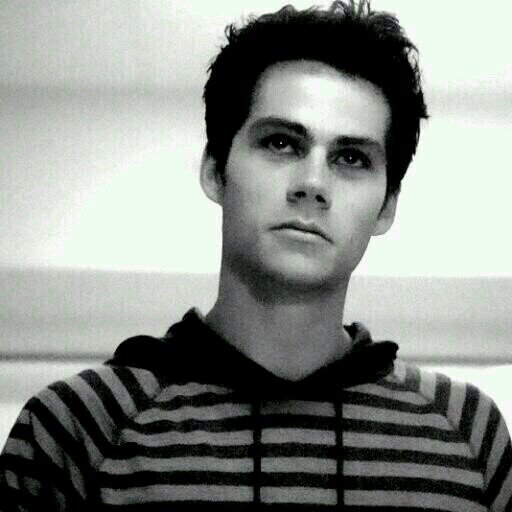 genimestilinski's profile picture. this is a free follow from @teenwolffeeling bc you're fab