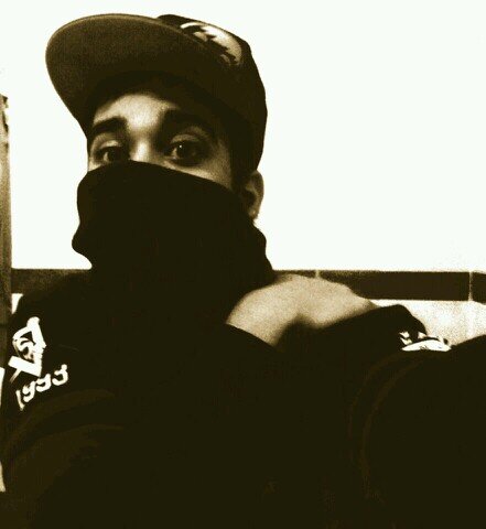 AleshANTIPA's profile picture. Tiro con lo puesto