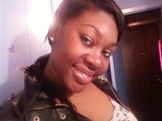 &If she aint got no hustle , she aint worth ish, ambitions over everything #thickfine #ambitious #beauty #younglady