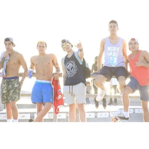 Dedicated a life time to 5 boys from Australia&youtubers Luke Brooks/5 Mariam & Gina & Overoload follow