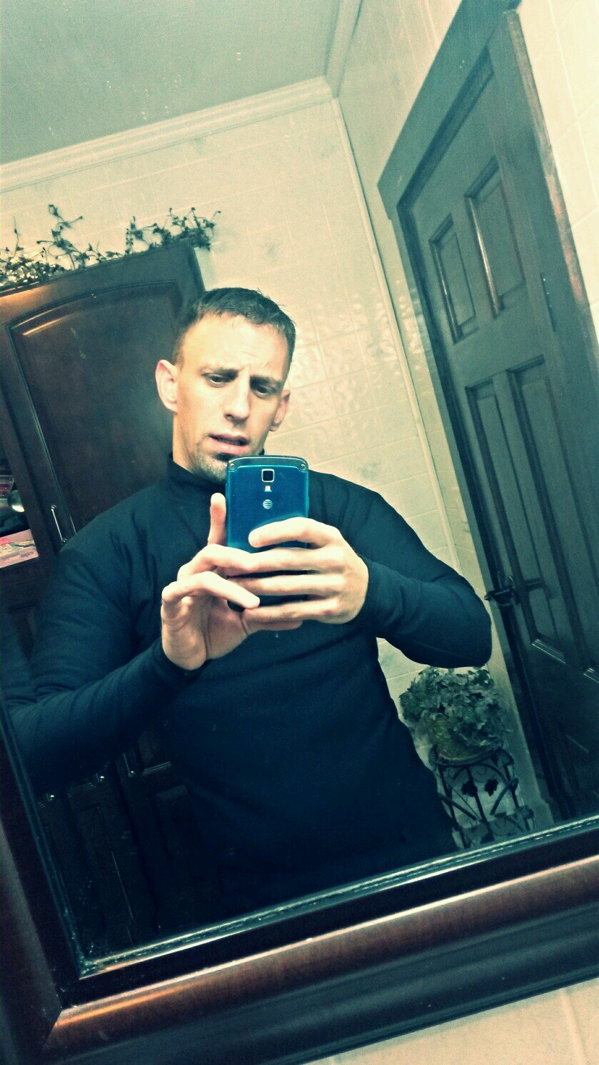 djjonjon30's profile picture. 