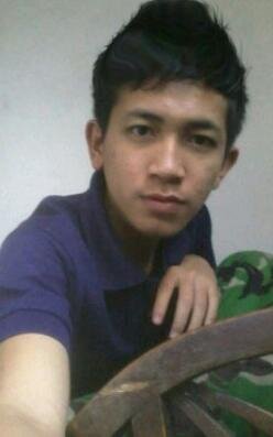 isnadhiishen's profile picture. 