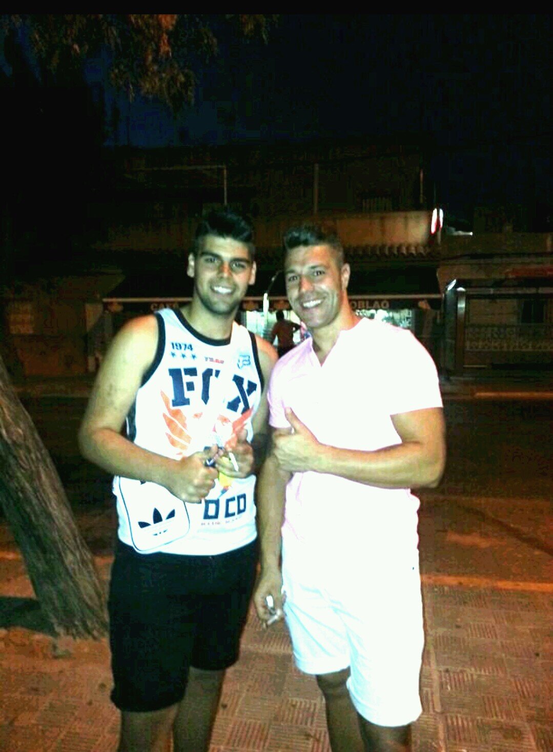 riendome de la vida ;)