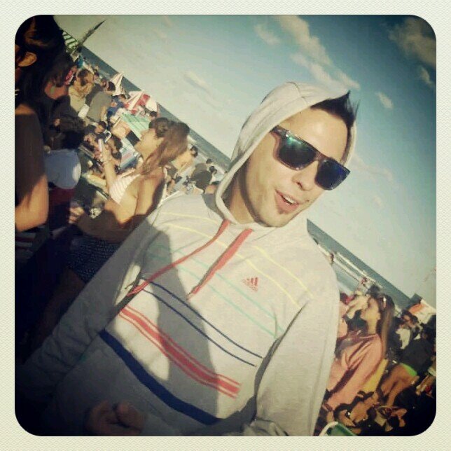 Facebook: Adrii Ferreyra // Instagram: AdriiFerreyra
