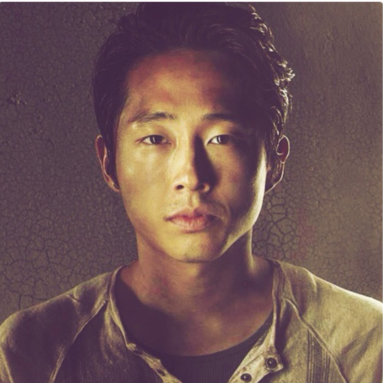 TheGlennRhee__'s profile picture. Walker bait & pizza boy turned badass.  I'm Korean... #TWDFamily [Not AMC. Parody/RP]