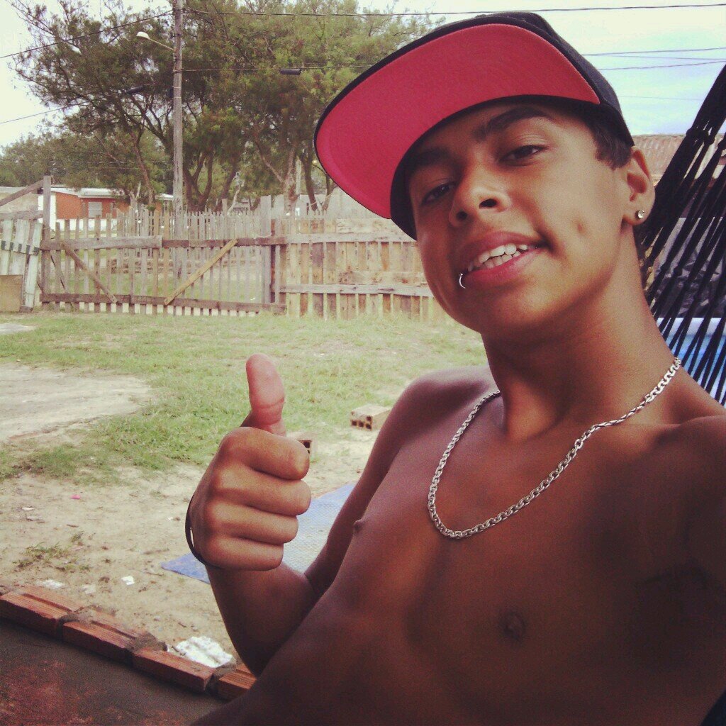 , a vida me ensinou a nunca desistir nem ganhar nem perder mais procurar evoluir (8.  ;)  whatspp: 85756281
