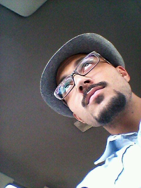Licenciado en Diseño Gráfico. Senior Designer @MashupAgency. Freelance.