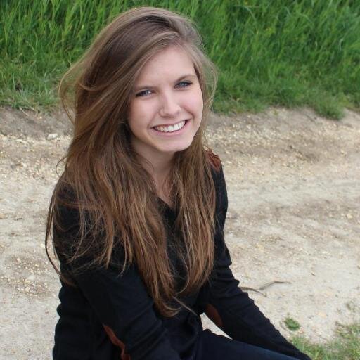 Fille de 16 y.o atteinte de je-m'en-foutisme aigüe ~! :P
#MusicIsLife :3 ♡ #Rock ! °///° ♡ :)
#Apollo3 \o/ ;D ♡