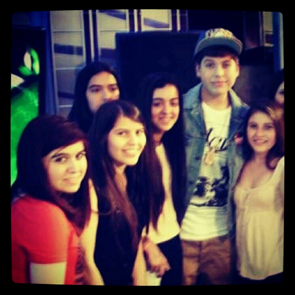 Belieber, Smiler, Lovatic, Jasminator y Hunter de corazon 3 Matt (27/8/2012); Richy (27/12/11)
CREYENTE DEL KARMA Y CREER EN MI MISMA