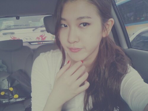 I'm parody of baek yerin from 15&| 97L
