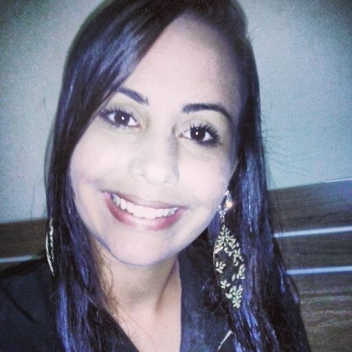 Estudante , em um relacionamento sério , entediada , chata , marrenta , linda sqn , e gosto muito de fazer drama , quer saber mais ? Só perguntar amor ! Bj 3