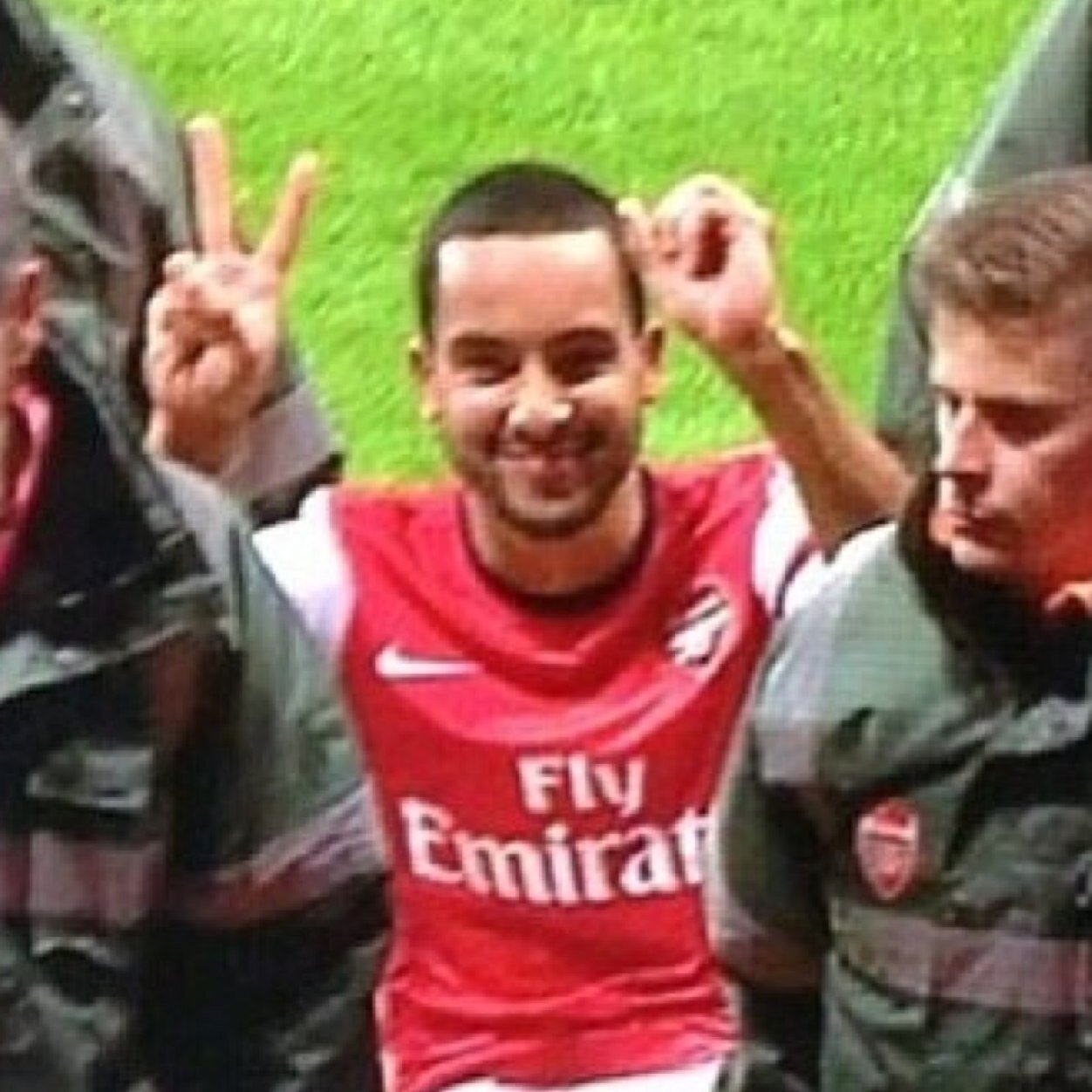 ArsenalblogBlog's profile picture. Arsenal oppinion from an arsenal fan and just general football tweet COYG