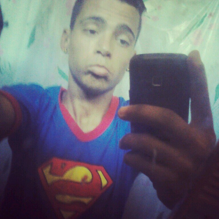 se nao eu quem vai fazer vc feliz :))